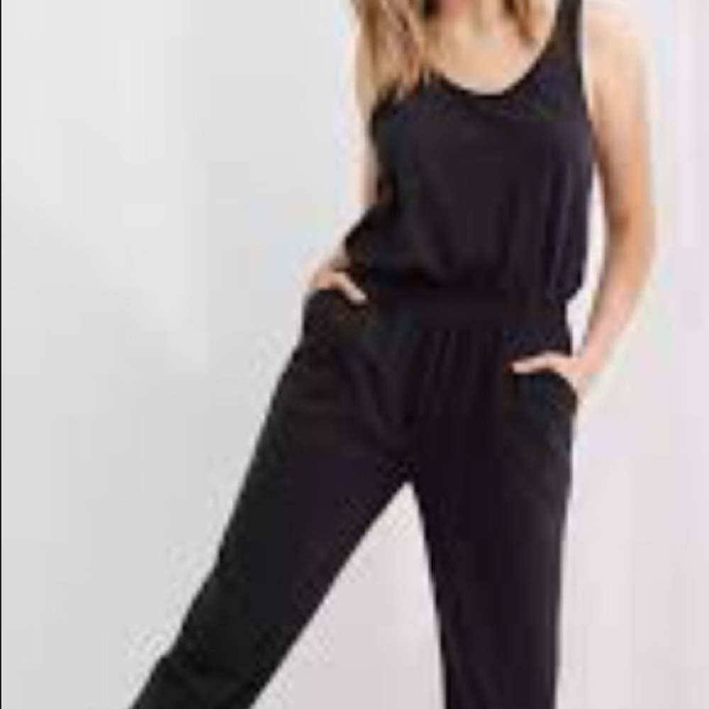 Aerie black racerback pockets jumpsuit XS